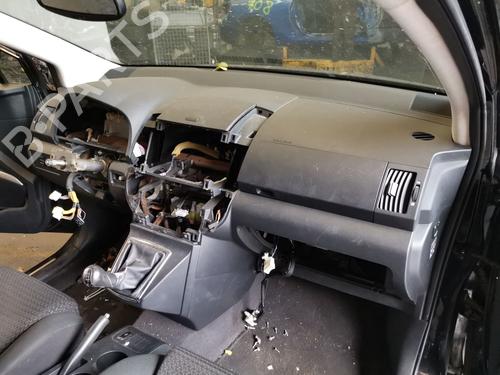 Dashboard TOYOTA COROLLA Verso (ZER_, ZZE12_, R1_) 2.2 D-4D (AUR10_, AUR10R) | BP30077710C46