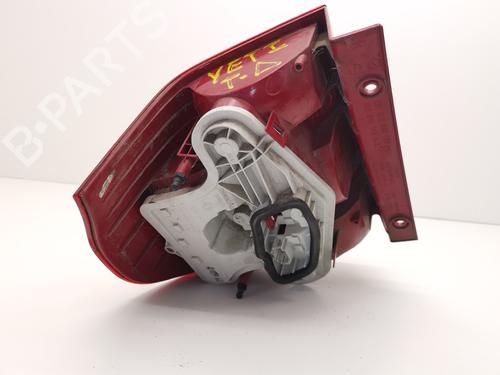 Right taillight SKODA YETI (5L) 2.0 TDI | BP28991644C35 