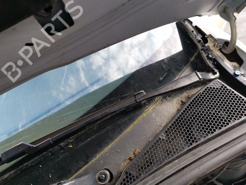 Used Front windshield wiper arm PEUGEOT 208 I (CA_, CC_) 1.6 BlueHDi 100 (100 hp) 28978199