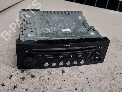 Used Radio Radio 28982746 28982746