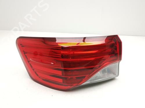 Venstre baglygte TOYOTA AVENSIS Saloon (_T27_) 2.0 D-4D (ADT270_, ADT270R) (124 hp) 31686344