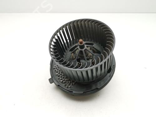 Used Heater blower motor Heater blower motor SEAT LEON (1P1) 1.6 TDI (105 hp) 40179731 40179731