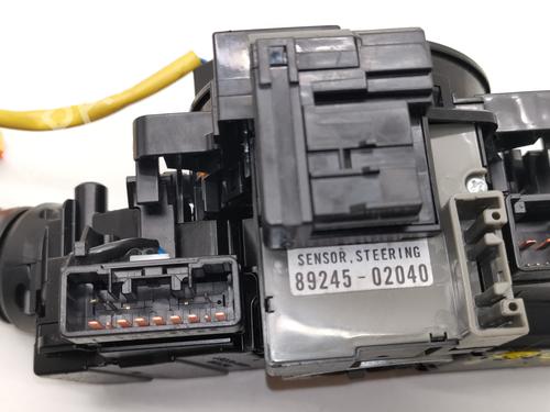 Headlight switch TOYOTA AURIS (_E18_) 1.4 D-4D (NDE180_, NDE180R) | BP28985691I24 