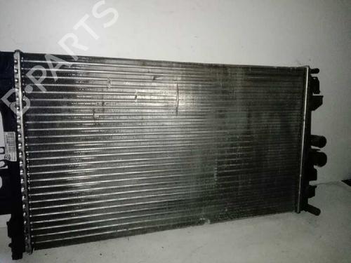 Used Water radiator MERCEDES-BENZ VITO / MIXTO Van (W639) 113 CDI (639.601, 639.603, 639.605) (136 hp) 28991147