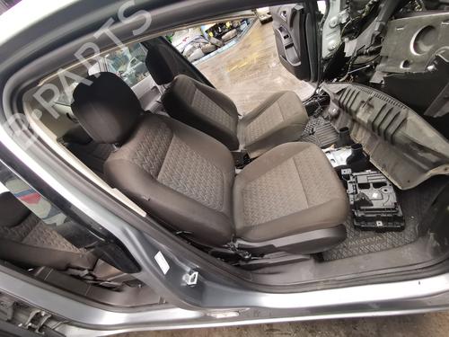 Used Right front seat OPEL MERIVA B MPV (S10) 1.6 CDTI (75) (110 hp) 28993664