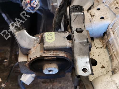 Used Engine mount Engine mount TOYOTA AURIS (_E18_) 1.4 D-4D (NDE180_, NDE180R) (90 hp) 40218255 40218255