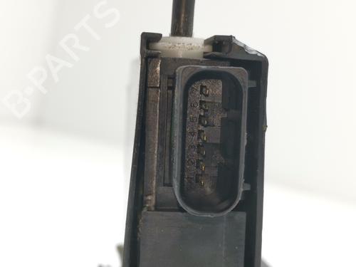 Rear left lock PEUGEOT 308 SW II (LC_, LJ_, LR_, LX_, L4_)  | BP28983024C100 