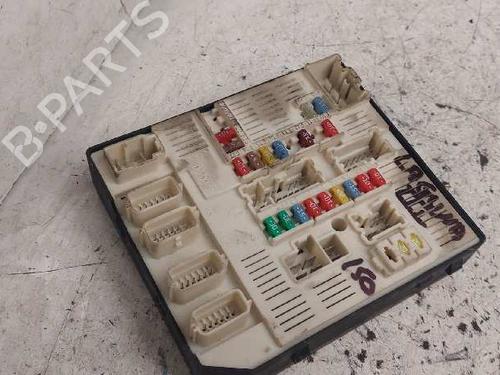 Used Fuse box RENAULT LAGUNA III Grandtour (KT0/1) 2.0 dCi (KT01, KT08, KT09, KT0K, KT12, KT1D, KT1W) (150 hp) 28989585