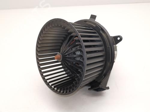 Used Heater blower motor CITROËN C4 CACTUS 1.6 BlueHDi 100 (99 hp) 28989048