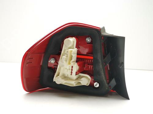 Right taillight BMW 3 (E90) 330 i | BP39438921C35 - Image 3