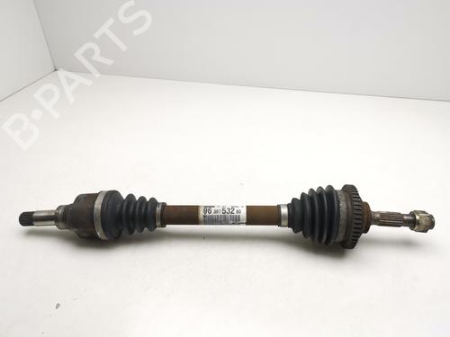 Used Left front driveshaft PEUGEOT 206 Hatchback (2A/C) 1.4 HDi eco 70 (68 hp) 30133888