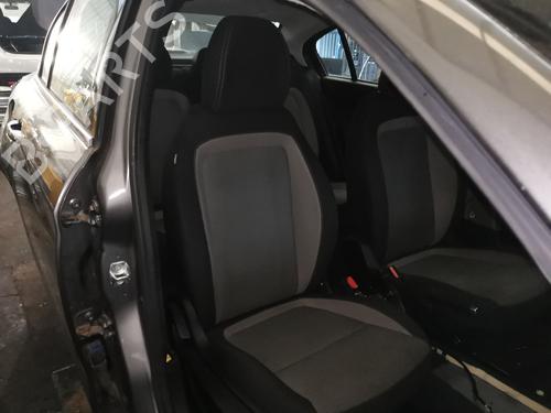 Used Right front seat Right front seat FIAT TIPO Hatchback (356_, 357_) 1.6 D (356HXG1B, 356HXG11) (120 hp) 40216772 40216772
