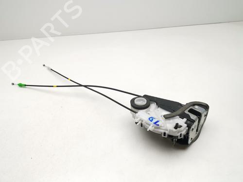 Used Rear right lock TOYOTA YARIS (_P13_) 1.5 Hybrid (NHP130_, NHP130) (101 hp) 29810942