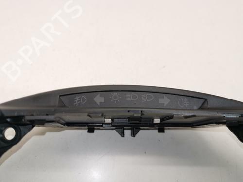 Steering wheel controls CITROËN C4 I (LC_) | BP28986449E15
