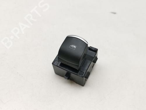 Used Right rear window switch Right rear window switch ALFA ROMEO GIULIA (952_) 2.2 D (952AEM250, 952AEA250) (150 hp) 39443967 39443967
