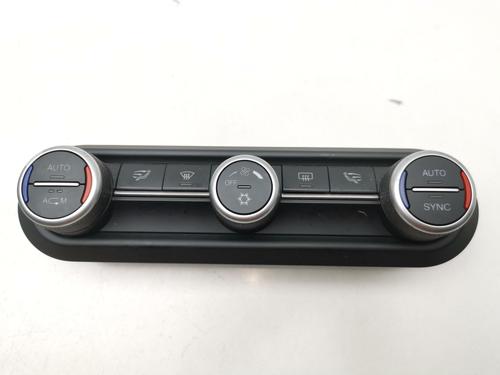 AC-Styringsenhed/Manøvreenhed AC-Styringsenhed/Manøvreenhed 39443973 39443973