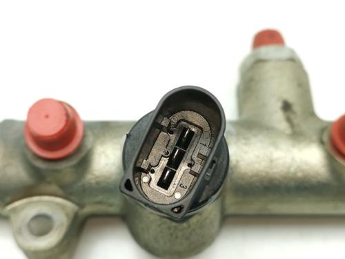 Injection rail AUDI A4 B7 (8EC) 3.0 TDI quattro | BP29914830M98