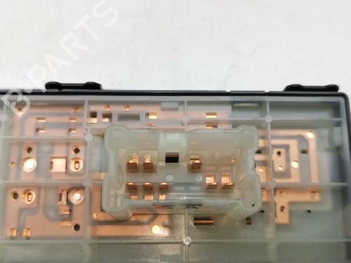 Right front window switch RENAULT KADJAR (HA_, HL_) 1.6 dCi 130 4x4 (HLA4) | BP36566455I26 - Image 2