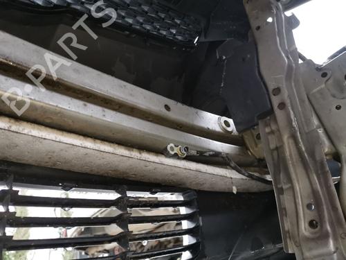 Used Front bumper reinforcement TOYOTA AURIS (_E18_) 1.4 D-4D (NDE180_, NDE180R) (90 hp) 28990747