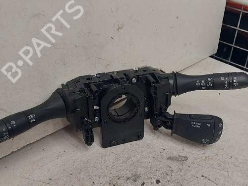 Forlygtekontakt RENAULT MEGANE IV Hatchback (B9A/M/N_) 1.6 dCi 130 (B9A4) (130 hp) 28994480