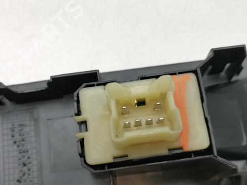 Right front window switch RENAULT CAPTUR I (J5_, H5_) 1.5 dCi 90 (J5N4, J5M5, J5MW, J5M6, J5AL, J5AJ) | BP39437419I26 - Image 4