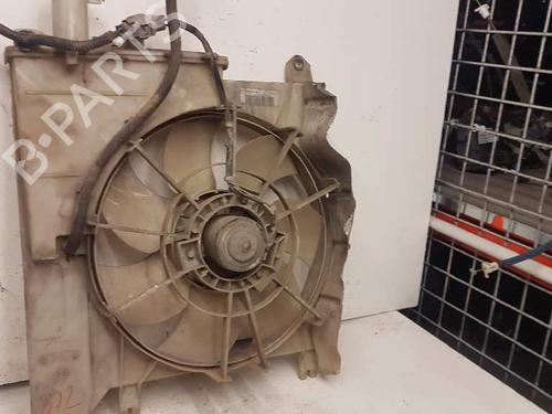 Used Radiator fan TOYOTA AYGO (_B1_) 1.0 (KGB10_, KGB10R) (68 hp) 28992906
