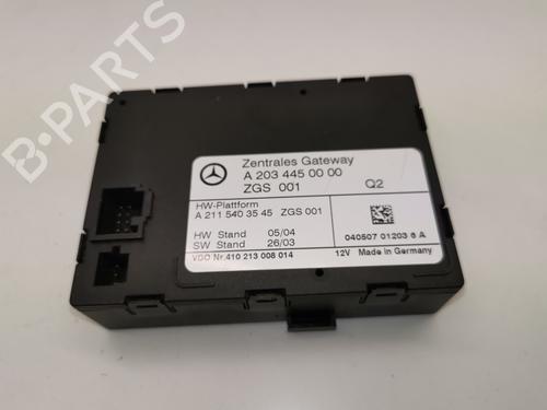 Used Electronic module MERCEDES-BENZ C-CLASS T-Model (S203) C 220 CDI (203.208) (150 hp) 28989111