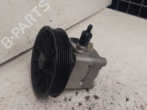 Used Steering pump VOLVO S60 I (384) D5 (163 hp) 28991614