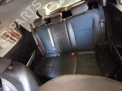 rear-seat-ssangyong-tivoli-2015-36113830 main image