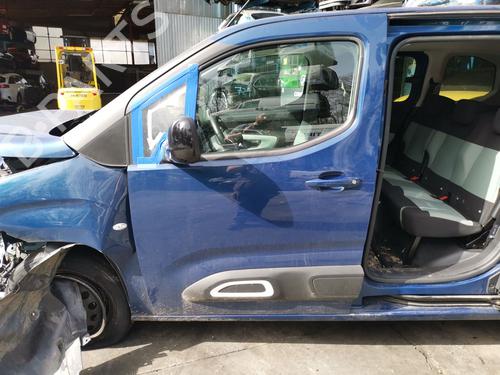 Used Left front door Left front door CITROËN BERLINGO (ER_, EC_) 1.5 BlueHDi 100 (102 hp) 40217223 40217223
