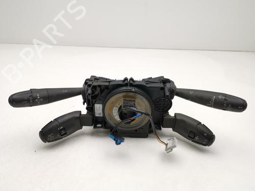 Forlygtekontakt PEUGEOT 5008 (0U_, 0E_) 1.6 HDi (110 hp) 29865632