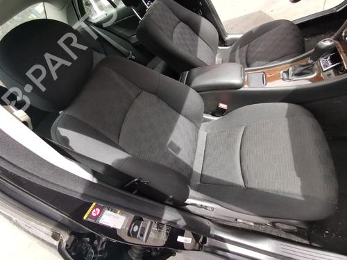 right-front-seat-mercedes-benz-c-class-w203-2000-2001-2002-2003-2004-2005-2006-2007-33801650 main image