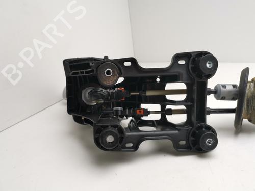 Gear lever PEUGEOT 208 I (CA_, CC_) 1.6 HDi | BP28998739M90