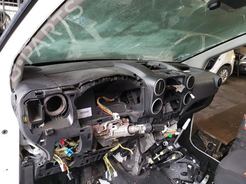 Tableau de bord CITROËN BERLINGO MULTISPACE (B9) 1.6 HDi 75 / BlueHDi 75 (75 hp) 28995636
