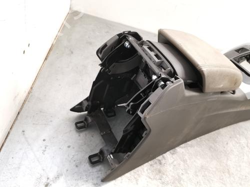 Armrest / Center console AUDI Q5 (8RB) | BP37182678I20 - Image 3