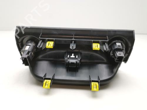 Switch CITROËN C4 CACTUS 1.6 BlueHDi 100 | BP39444399I30 - Image 3