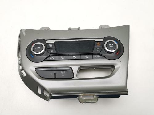Used Climate control FORD FOCUS III Saloon 1.6 TDCi (115 hp) 28998038