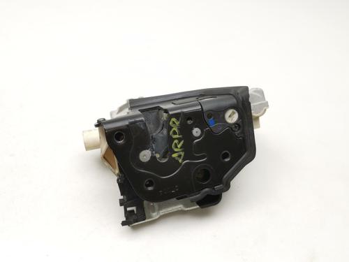 Højre bagtil lås Højre bagtil lås AUDI A3 Sportback (8VA, 8VF) [2012-2021] 36333549 36333549