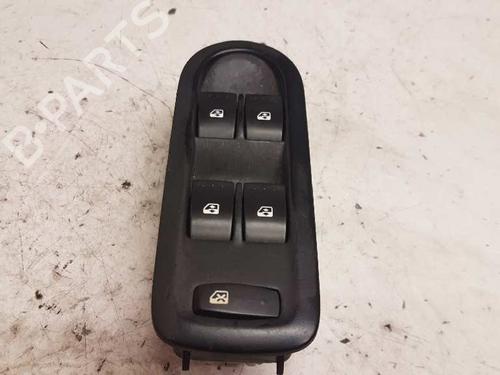 Used Left front window switch RENAULT SCÉNIC II (JM0/1_) 1.5 dCi (JM1E, JM16) (106 hp) 28980647