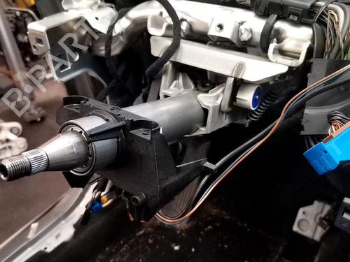 Used Steering column Steering column ALFA ROMEO GIULIA (952_) 2.2 D (952AEM250, 952AEA250) (150 hp) 40217385 40217385