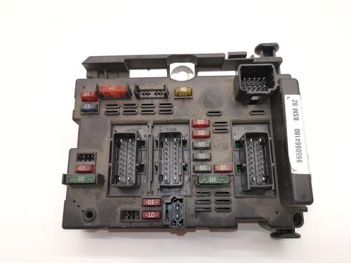 Used Fuse box PEUGEOT 206 Hatchback (2A/C) 1.4 HDi eco 70 (68 hp) 28986254