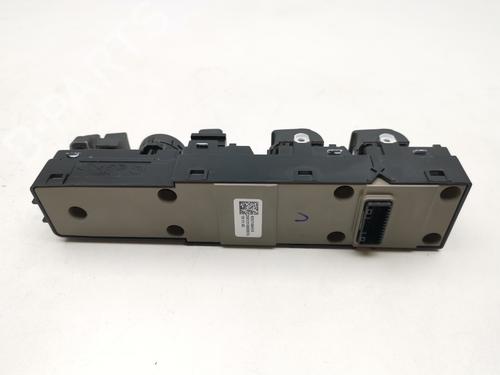 Left front window switch HYUNDAI i30 (PDE, PD, PDEN) 2.0 N | BP39440827I27 - Image 2