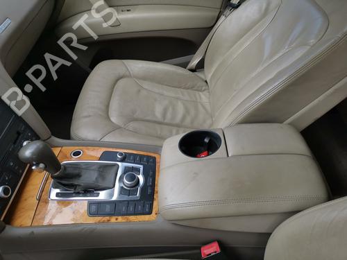 Used Armrest / Center console AUDI Q7 (4LB) [2006-2016]  30156766