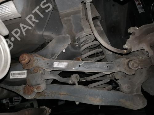 Used Right rear suspension arm KIA SPORTAGE III (SL) [2009-2017]  28990360