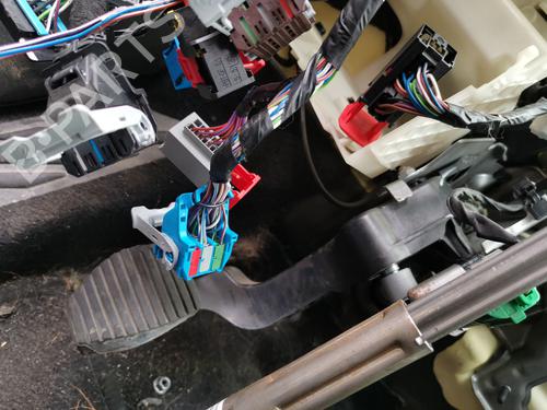 Used Clutch pedal Clutch pedal CITROËN C3 AIRCROSS II (2R_, 2C_) 1.5 BlueHDi 110 (110 hp) 40216355 40216355