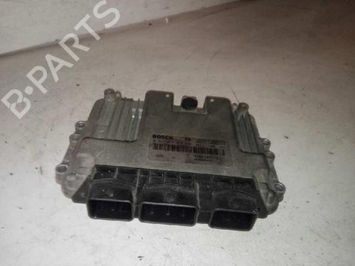 Motorstyringsenhed RENAULT MEGANE II Saloon (LM0/1_) 1.9 dCi (LM0G, LM1G, LM2C) (120 hp) 28989776