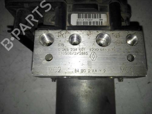 Used ABS pump RENAULT MEGANE II (BM0/1_, CM0/1_) 1.5 dCi (BM1E, CM1E) (106 hp) 28989595