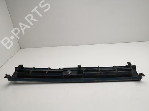 Grille FORD MAVERICK (UDS, UNS) 2.7 TD | BP28983271C40 