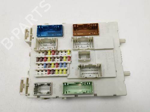 fuse-box-ford-focus-iii-saloon-2010-2011-2012-2013-2014-2015-2016-2017-2018-2019-2020-39439916 main image