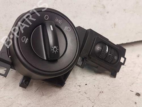 Comando luci VW TOUAREG (7LA, 7L6, 7L7) [2002-2013]  28982932